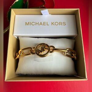 MICHAEL KORS Bracelet,Michael Kors Gold Chain Bracelet.